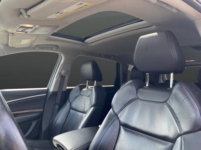 Used 2017 Acura MDX SH-AWD w/ Technology Package image 11