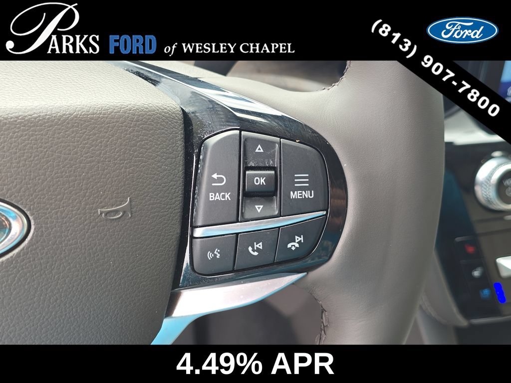 Certified 2024 Ford Explorer Platinum w/ Technology Package AWD/4WD image 31