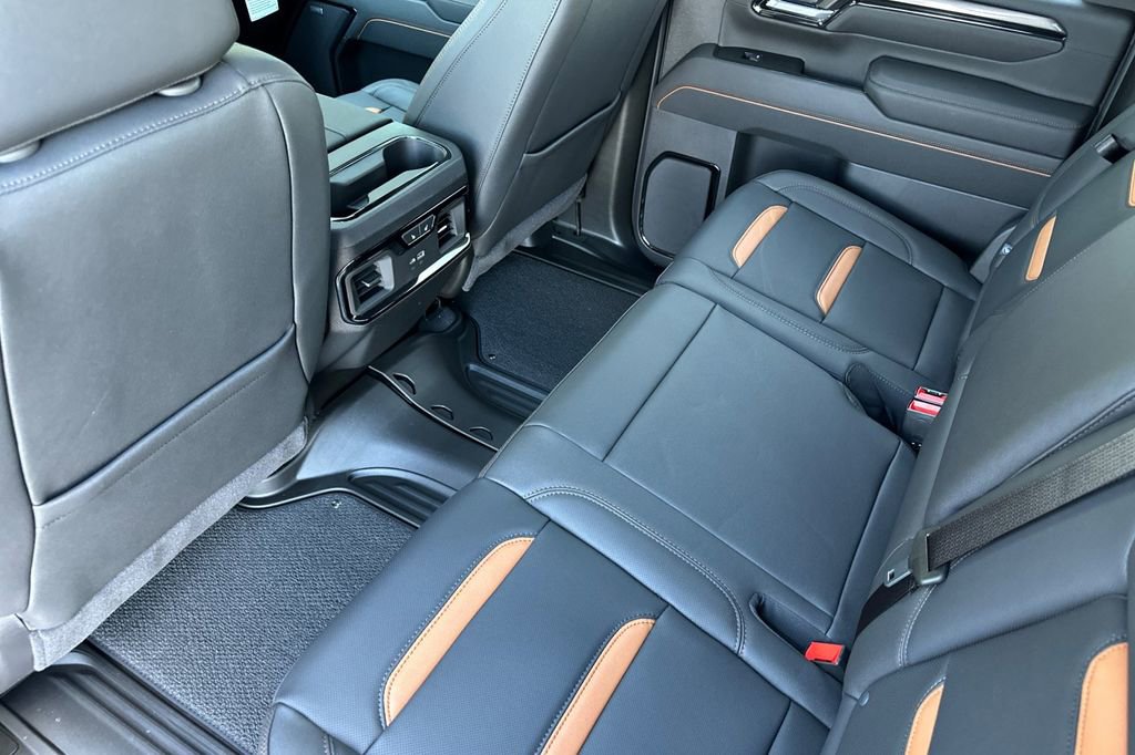 New 2026 GMC Sierra 3500 AT4 w/ AT4 Premium Plus Package AWD/4WD image 10