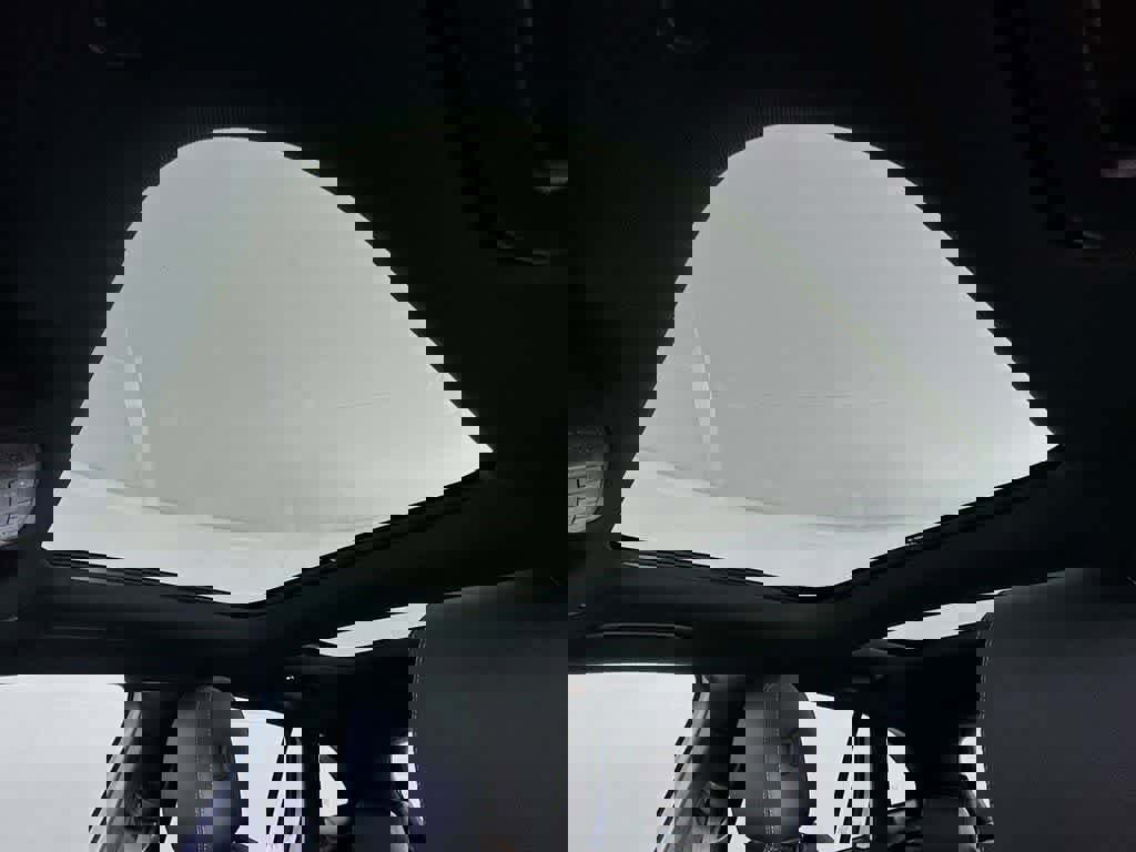 Used 2023 Mercedes-Benz GLA 35 AMG 4MATIC image 33