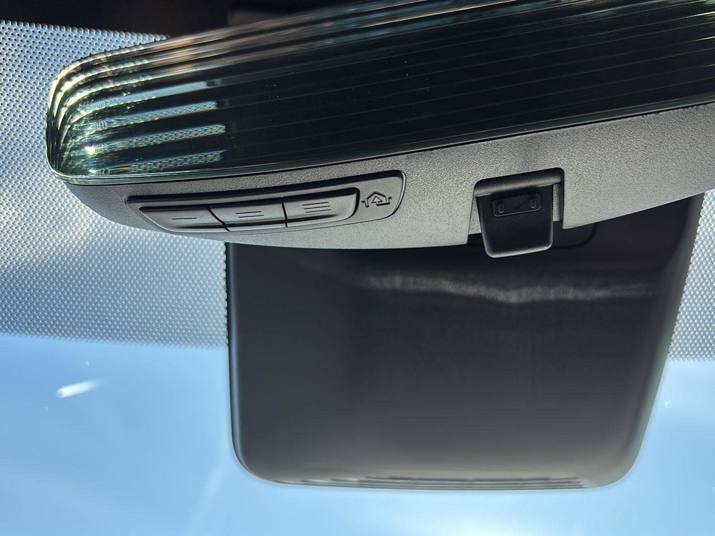 New 2026 Toyota Corolla XSE FWD image 32