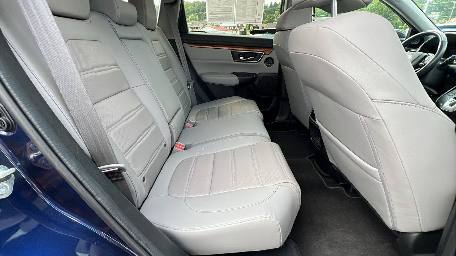 Used 2020 Honda CR-V Touring image 15