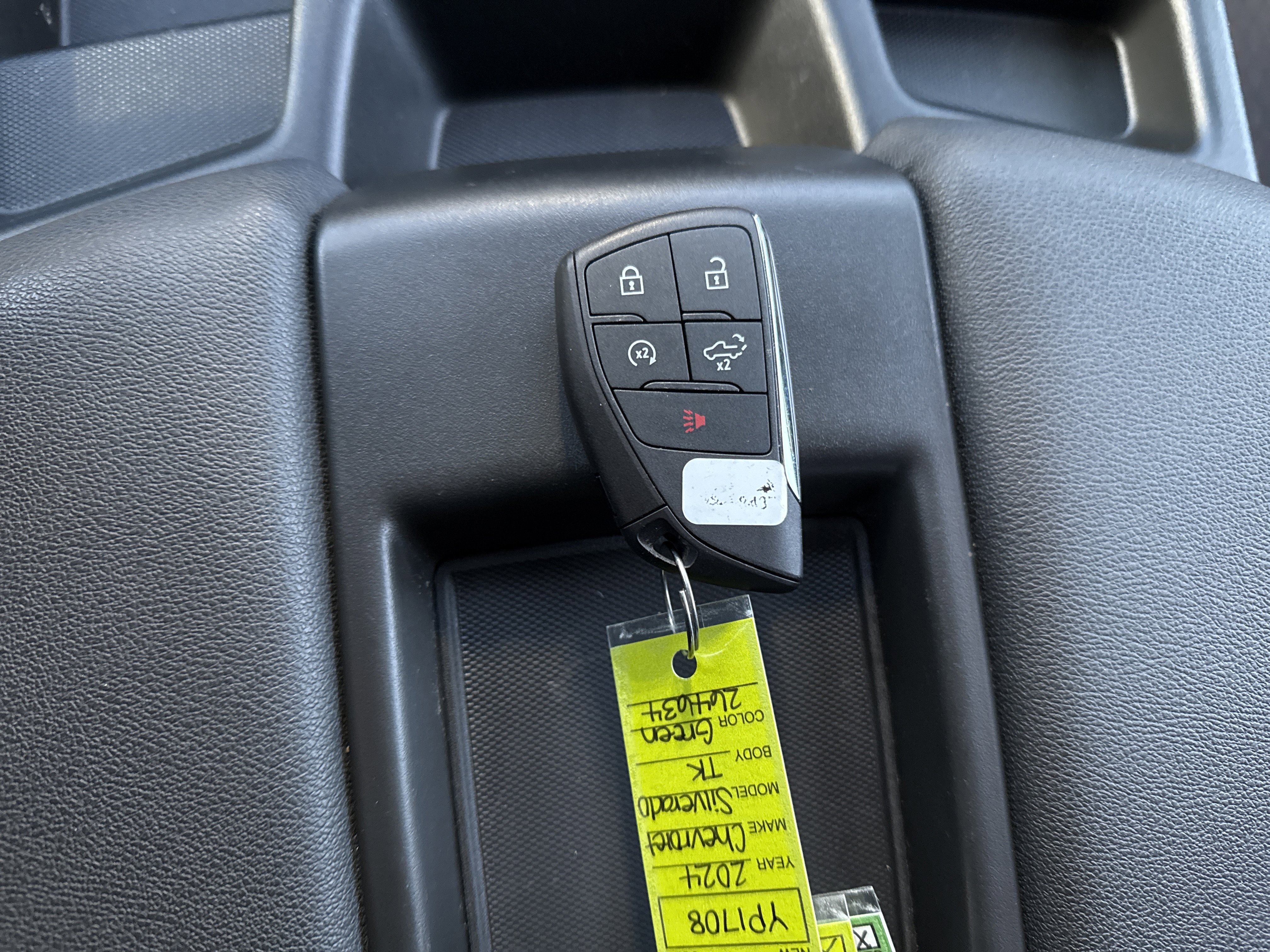 Used 2024 Chevrolet Silverado 1500 LT image 25