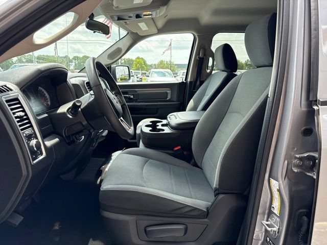 Used 2024 RAM 1500 Classic SLT AWD/4WD image 8