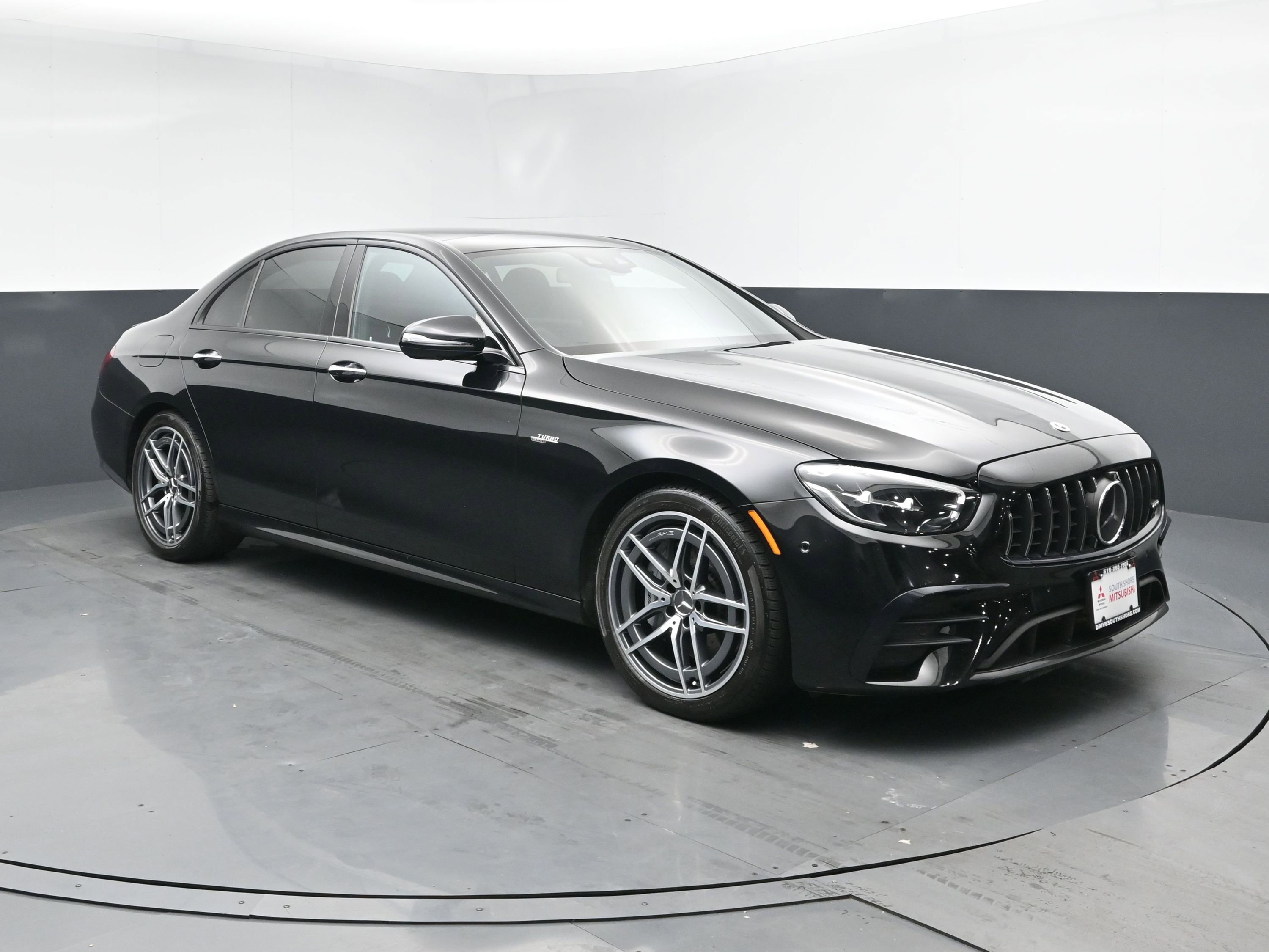 Used 2022 Mercedes-Benz E 53 AMG 4MATIC Sedan image 2