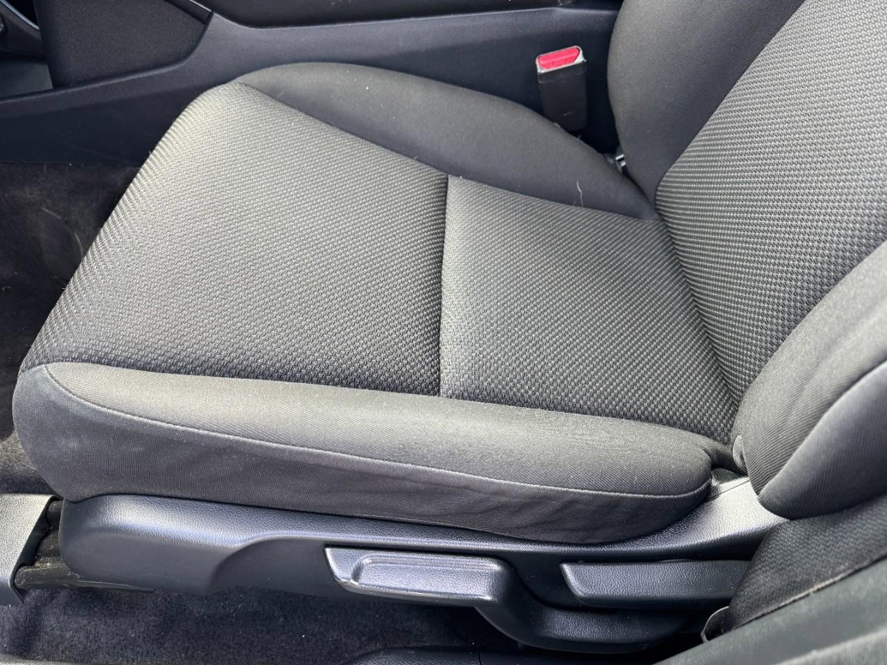 Certified 2017 Honda HR-V EX image 12