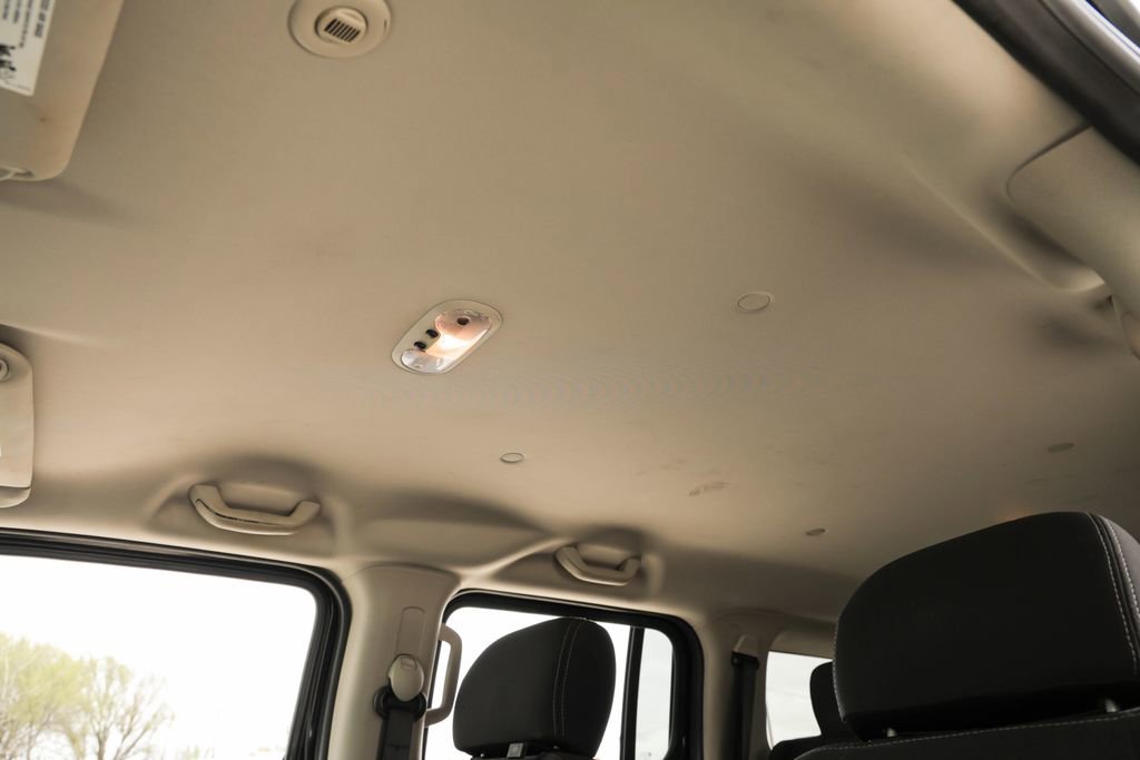 Used 2006 HUMMER H3 w/ Chrome Appearance Package image 14