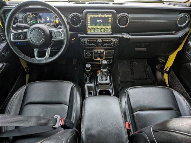 Used 2023 Jeep Wrangler Sahara w/ Cold Weather Group image 18