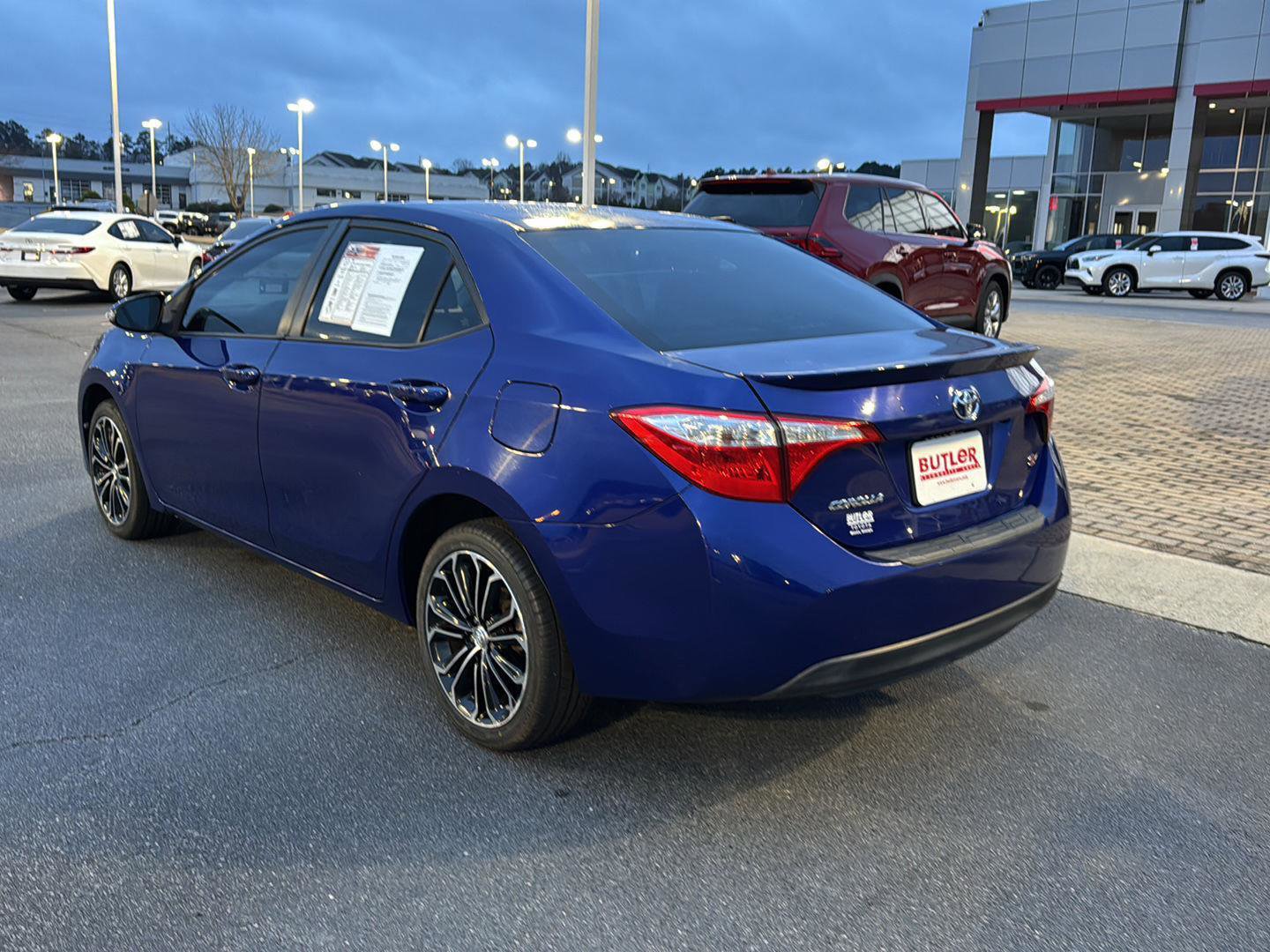 Used 2014 Toyota Corolla S Premium image 3