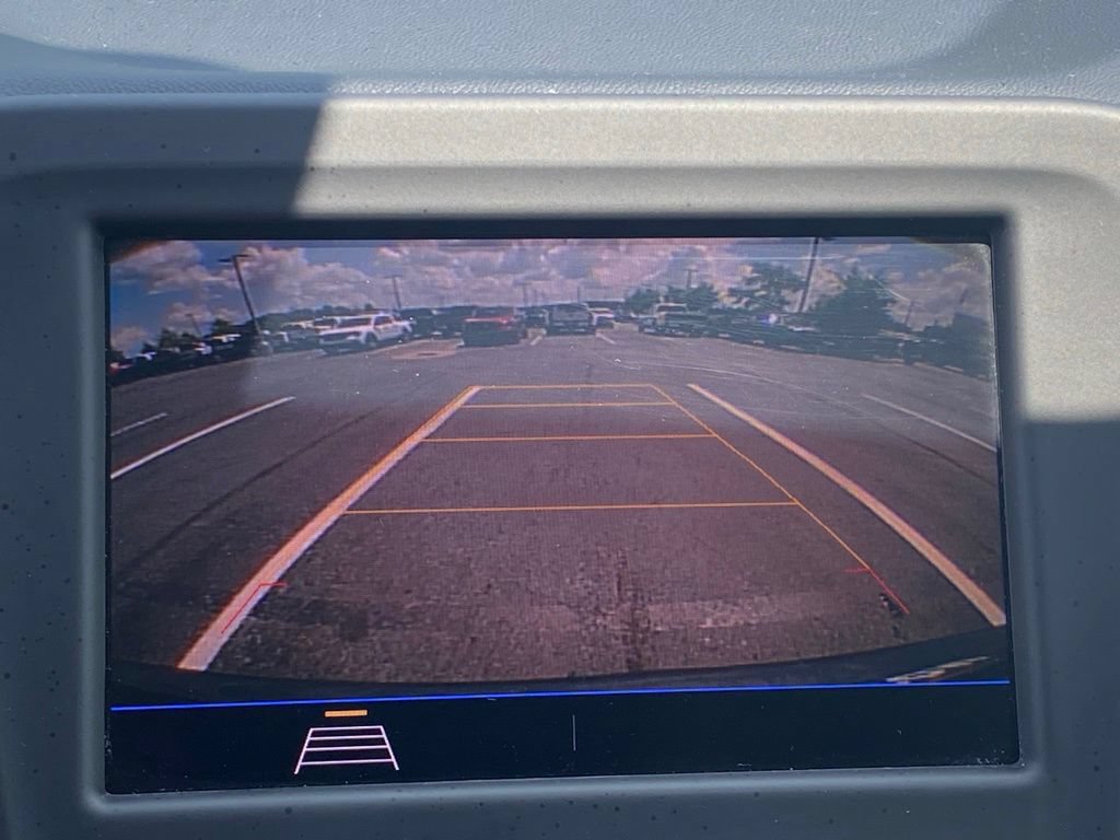 Used 2021 Chevrolet Equinox LT FWD image 16