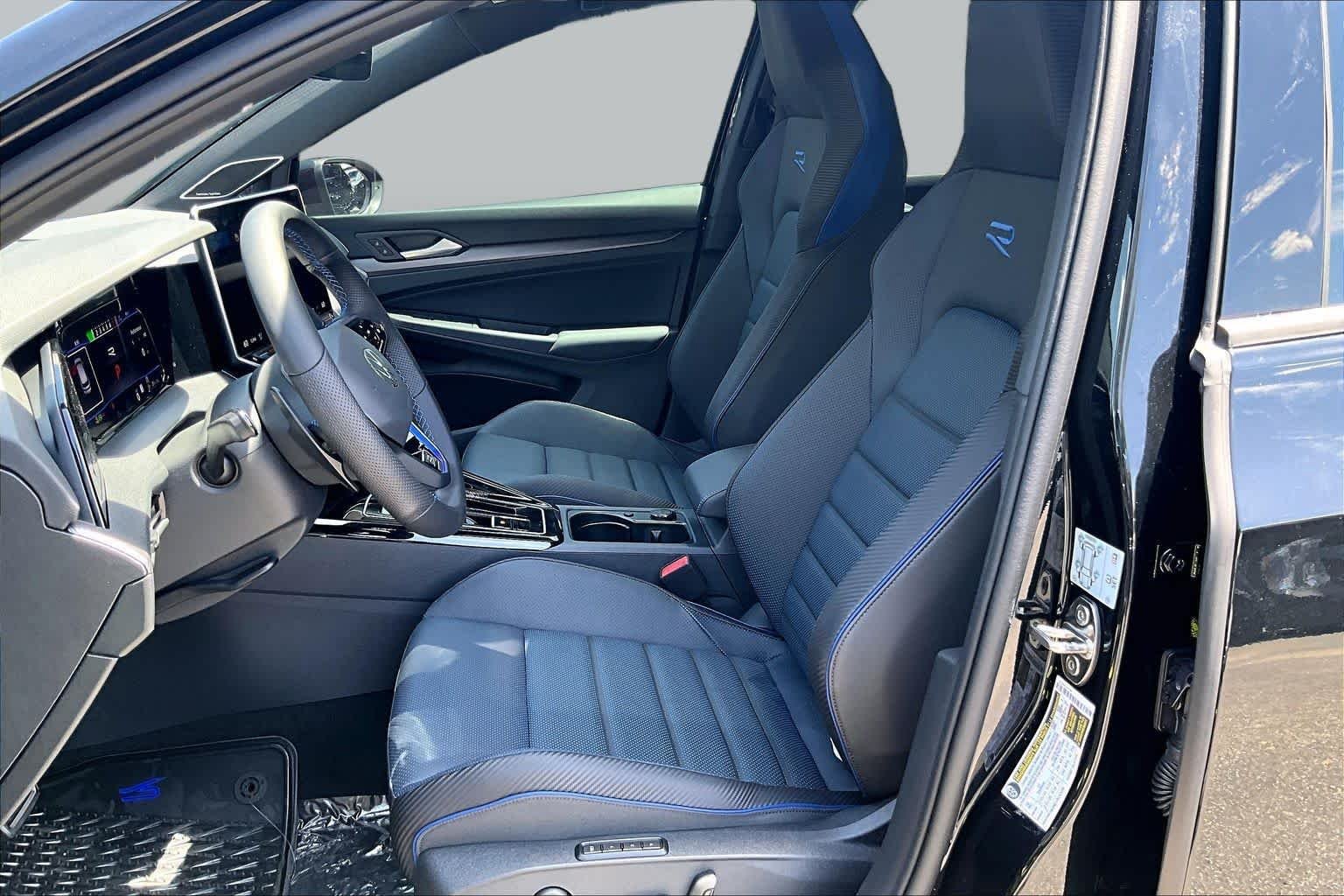 New 2026 Volkswagen Golf AWD/4WD image 9