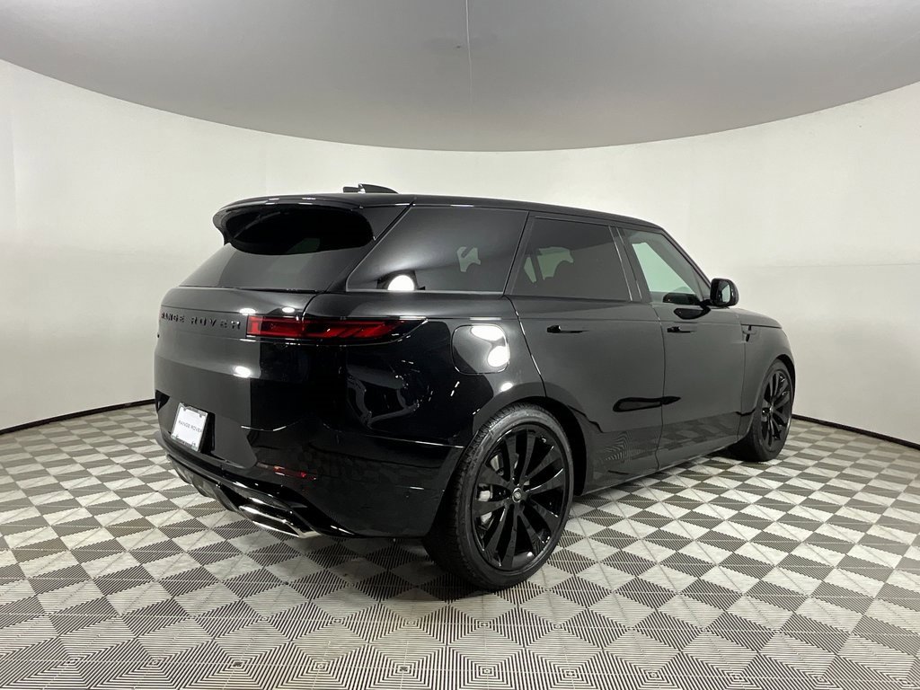 New 2025 Land Rover Range Rover Sport Dynamic SE image 2