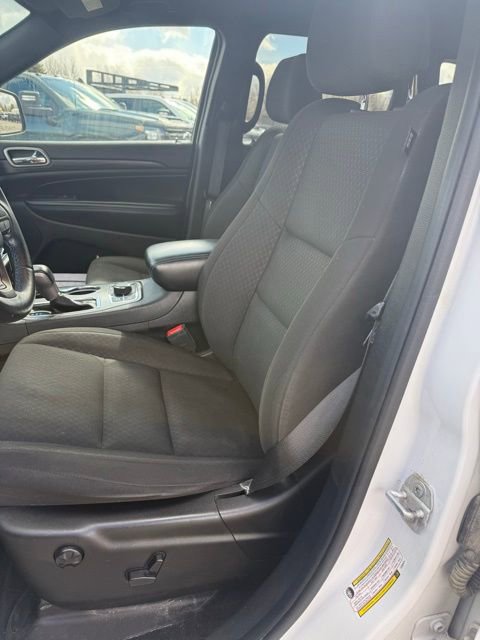 Used 2020 Jeep Grand Cherokee Laredo image 8