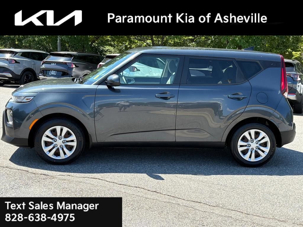 Used 2020 Kia Soul LX FWD image 3