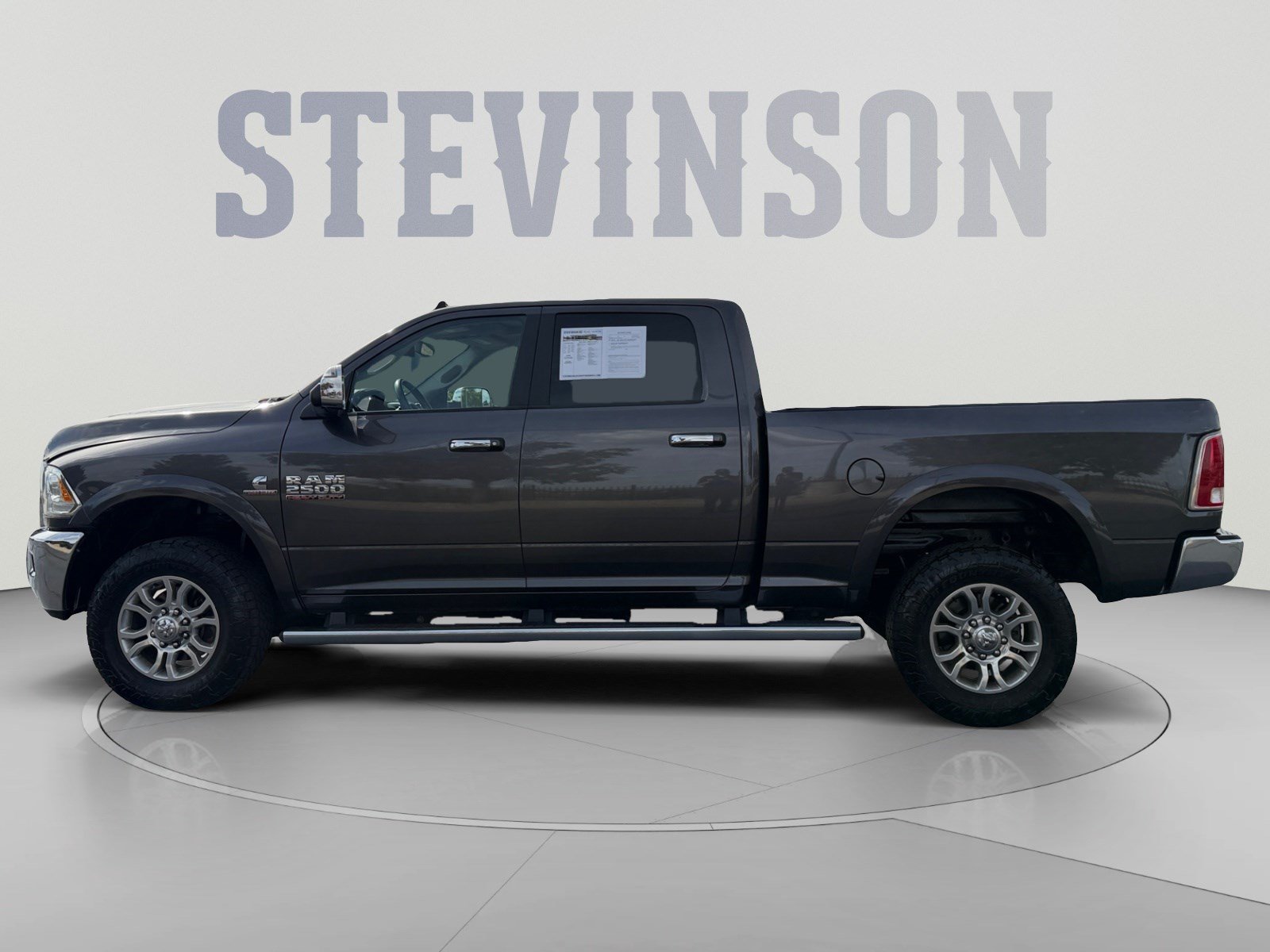 Used 2015 RAM 2500 Laramie w/ Convenience Group AWD/4WD image 2