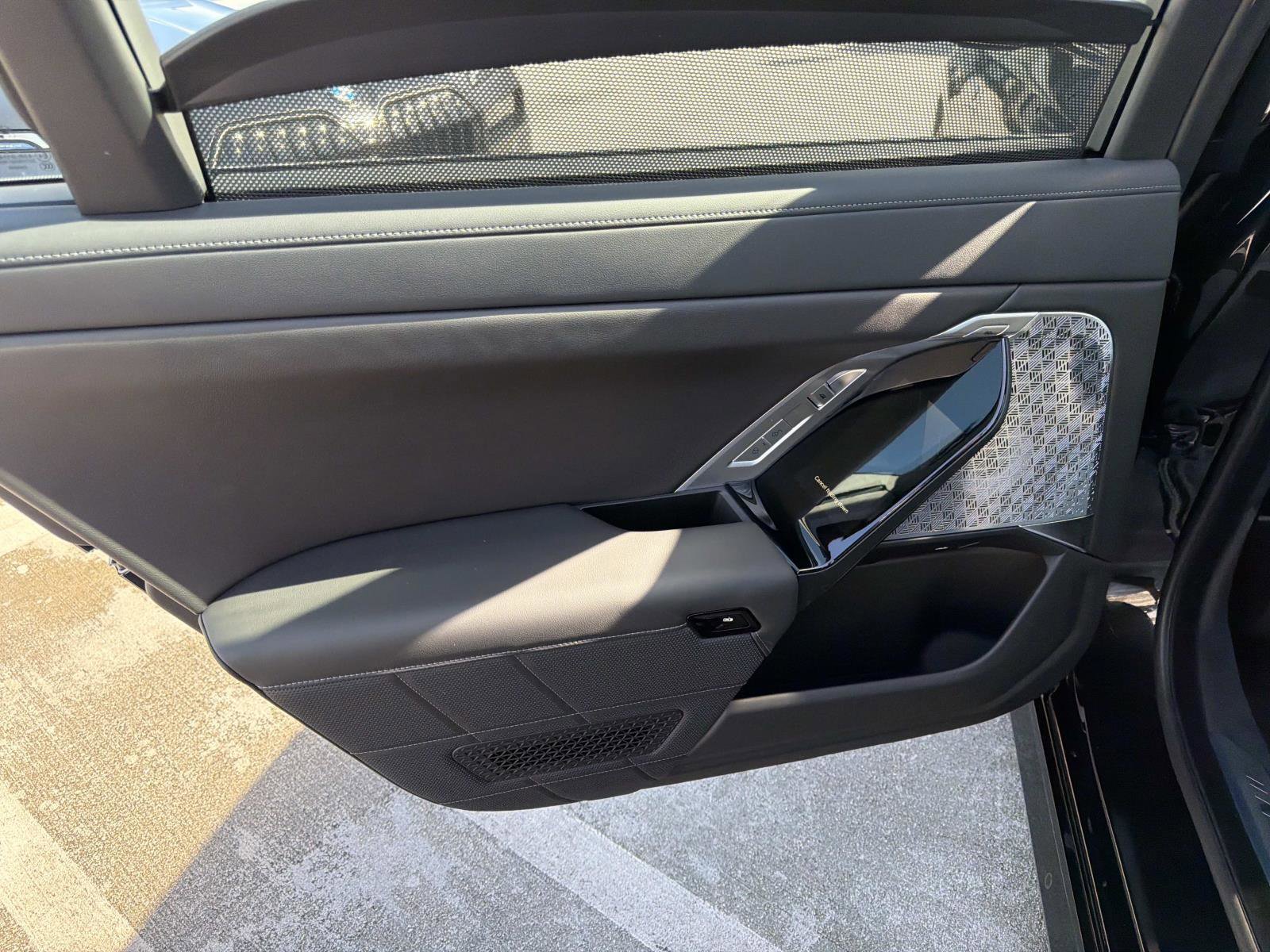 Used 2025 BMW i7 M70 w/ Executive Package image 9