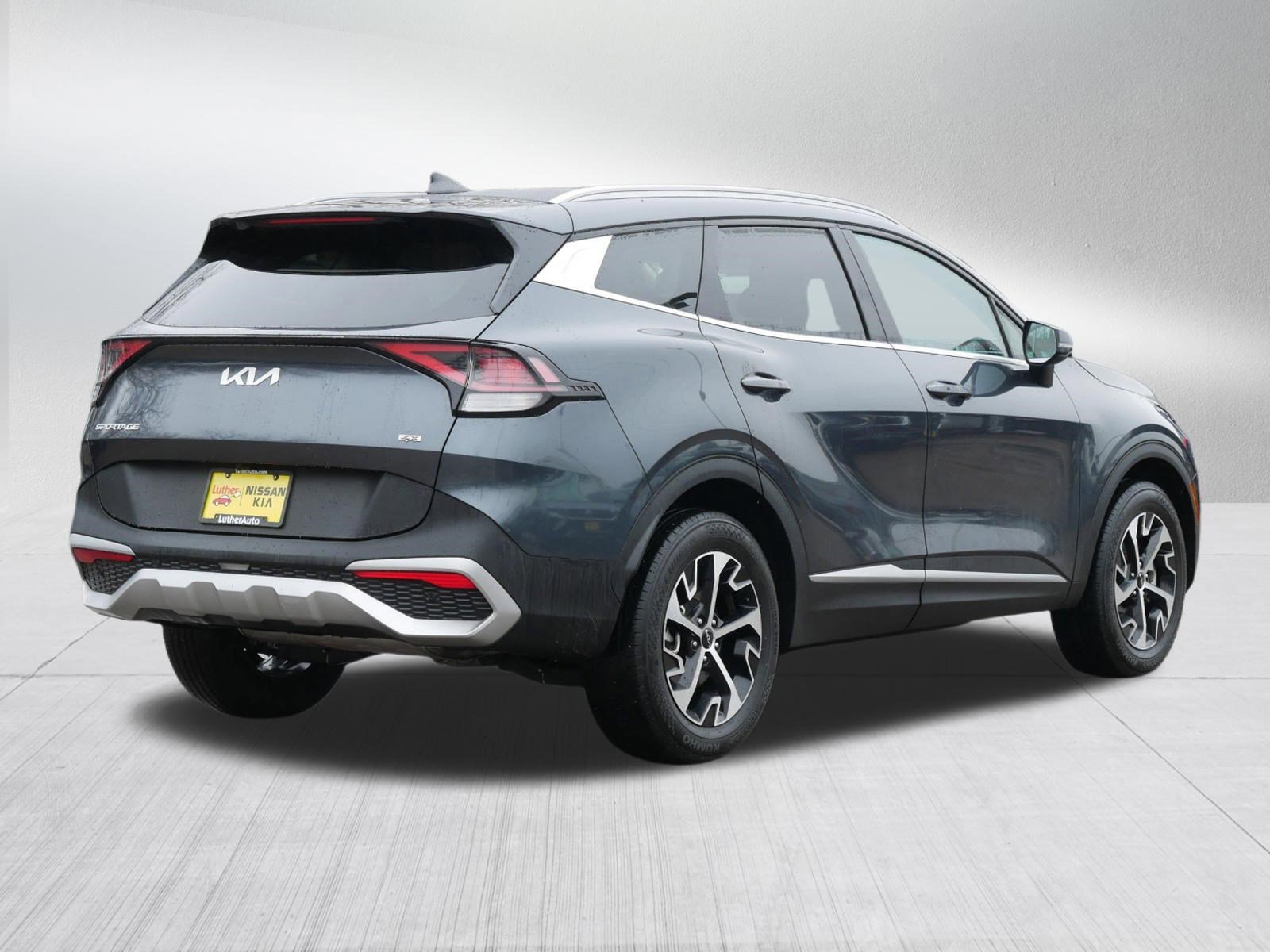 Certified 2024 Kia Sportage EX image 7