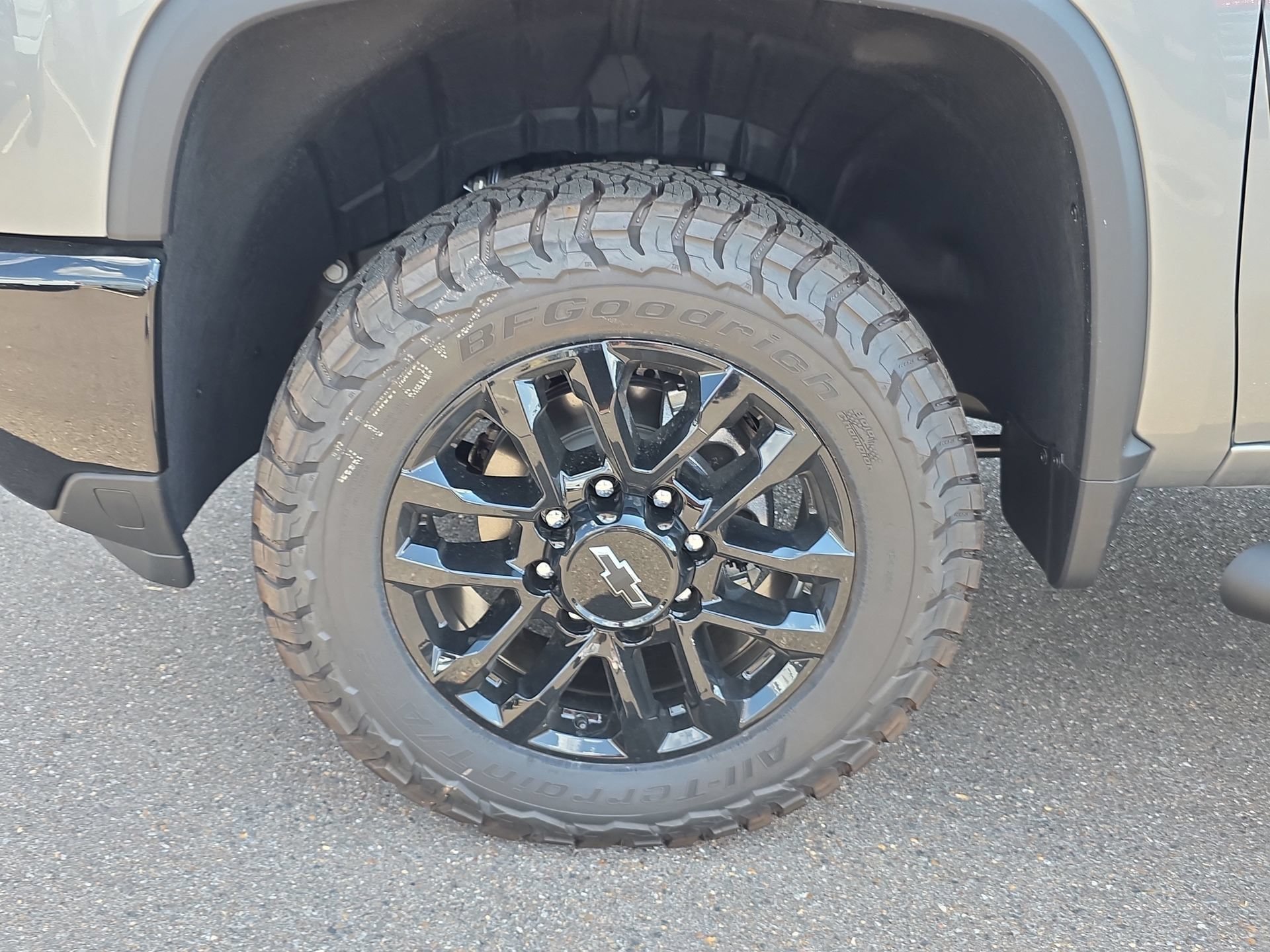 New 2026 Chevrolet Silverado 2500 LT w/ Trail Boss Package AWD/4WD image 9