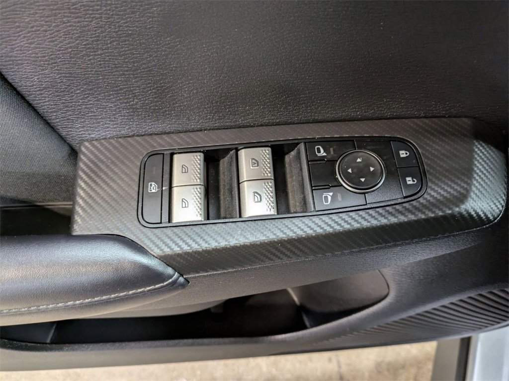 Used 2022 Mitsubishi Outlander ES image 14