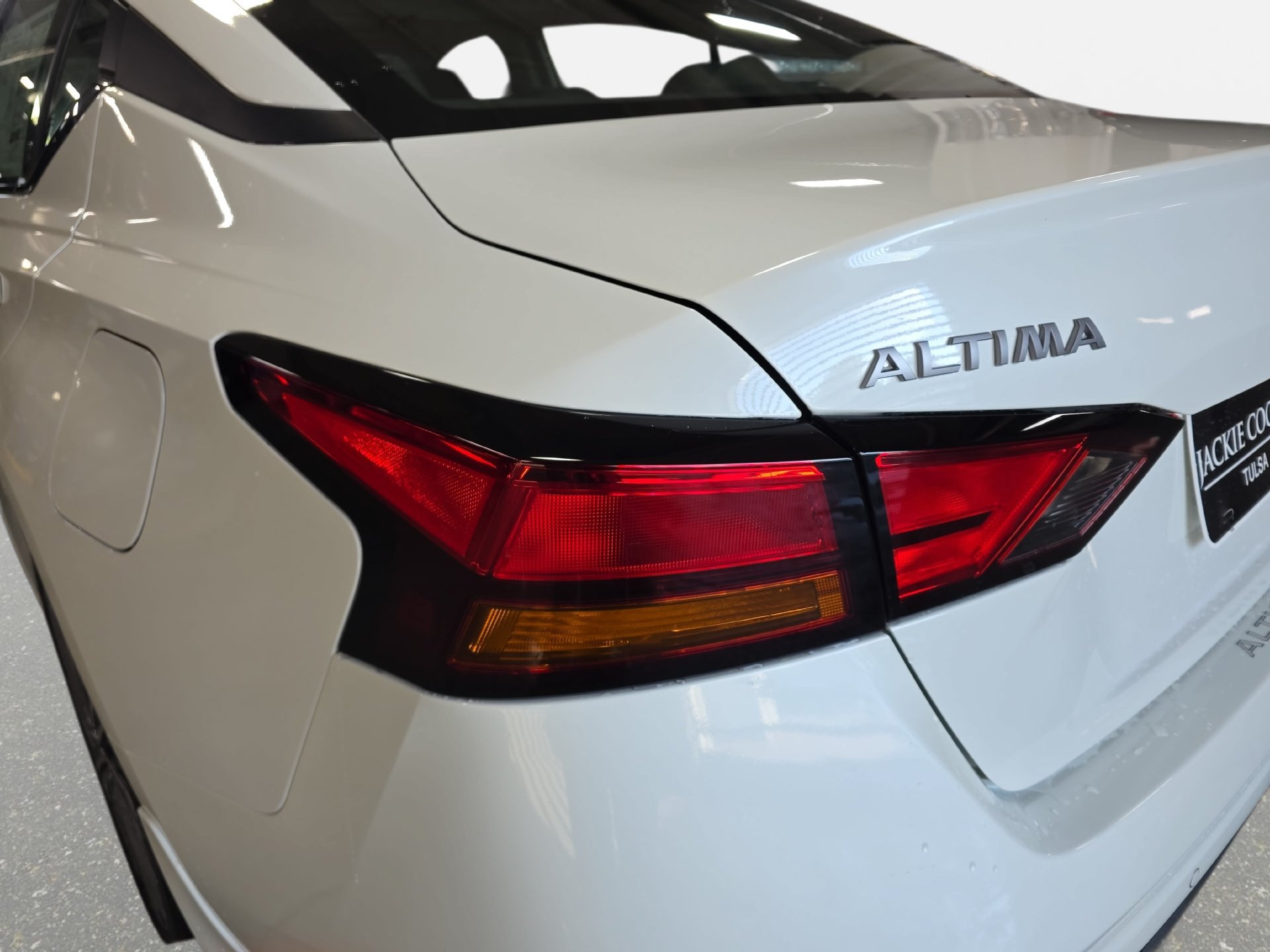 New 2027 Nissan Altima 2.5 SV FWD image 33
