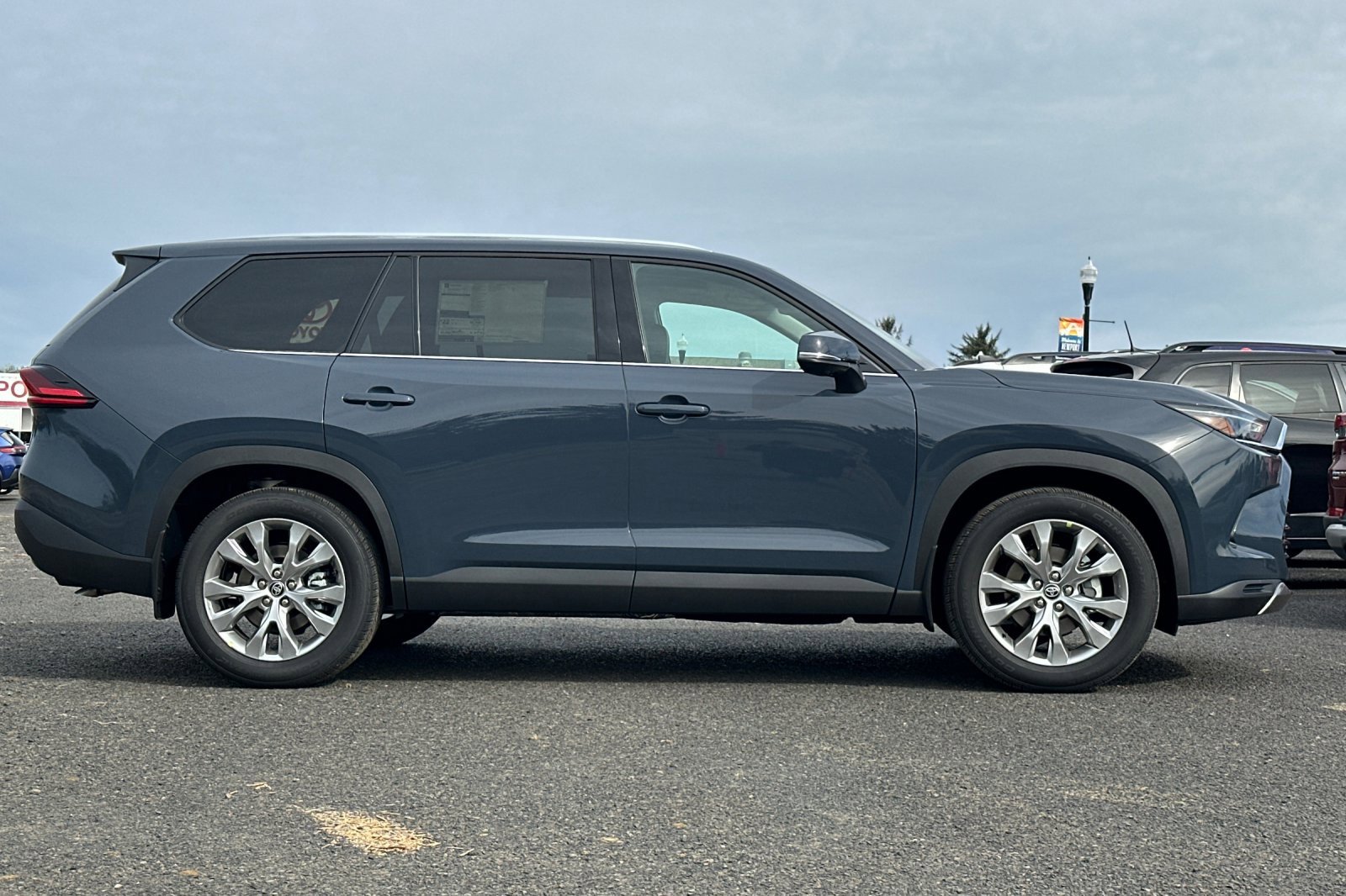 New 2026 Toyota Grand Highlander AWD image 3