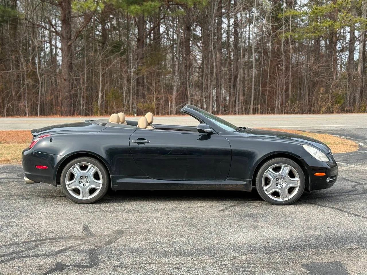 Used 2007 Lexus SC 430 Convertible image 4