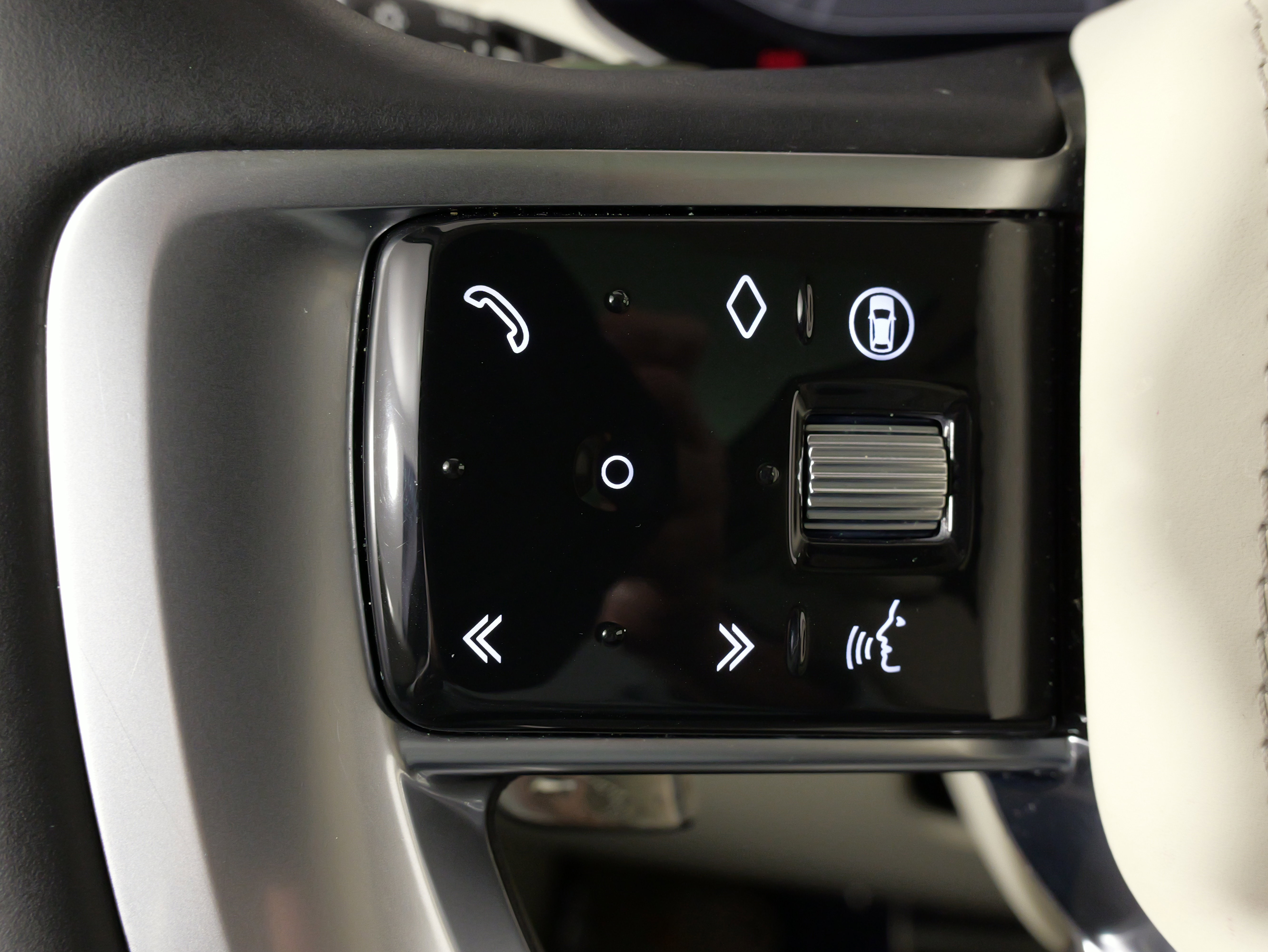 Used 2025 Land Rover Range Rover Long Wheelbase SE image 50