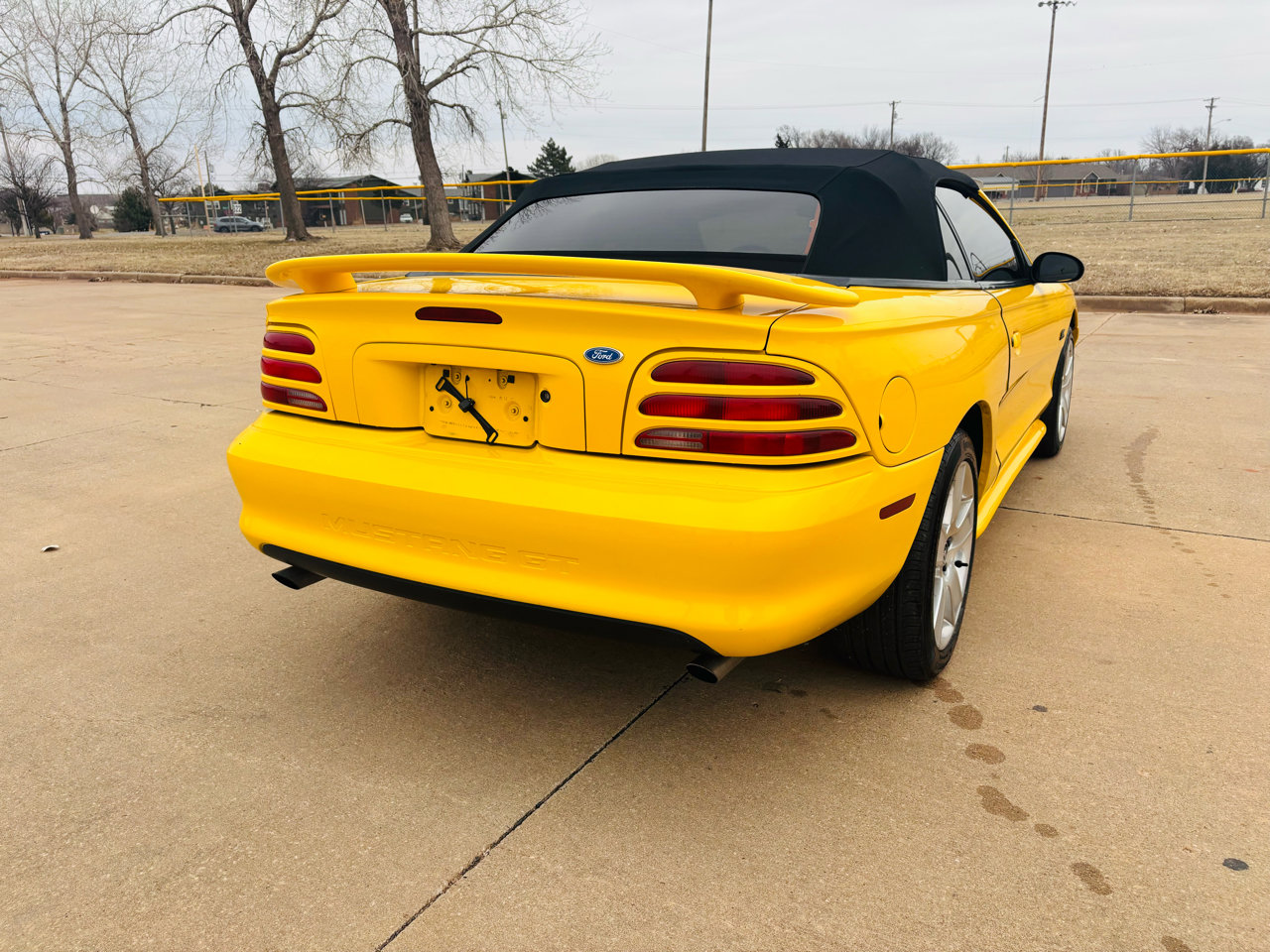 Used 1995 Ford Mustang GT RWD image 26