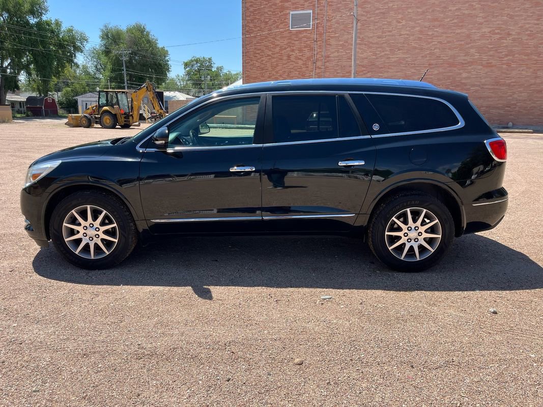 Used 2017 Buick Enclave Leather image 6