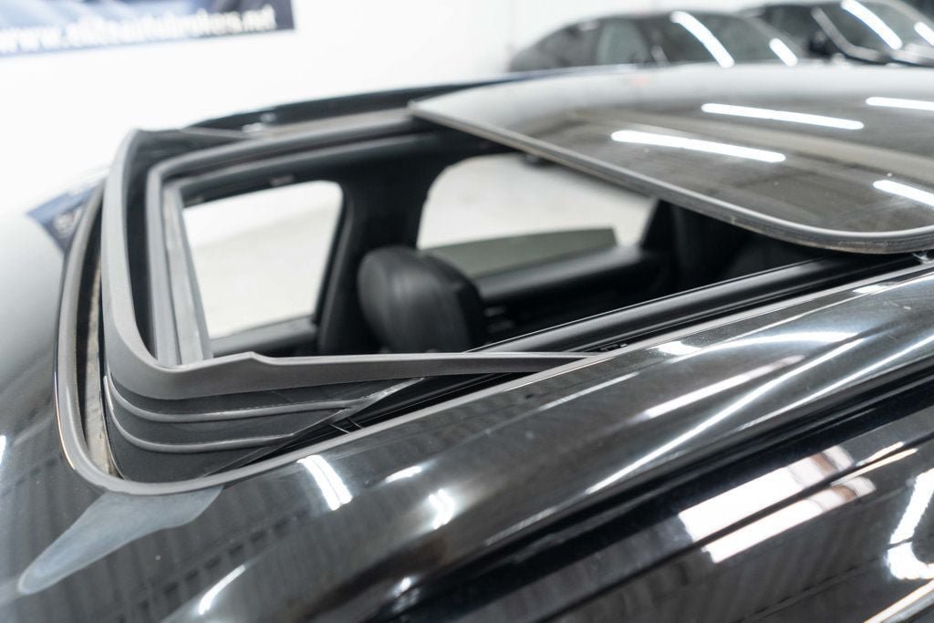 Used 2023 Porsche Cayenne AWD/4WD image 47