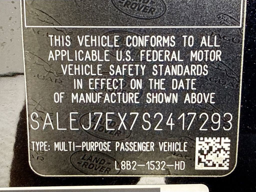 Used 2025 Land Rover Defender 110 S image 29