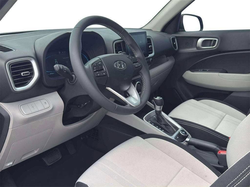 Certified 2026 Hyundai Venue SEL FWD image 14