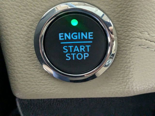 Used 2024 Ford Expedition Limited image 27