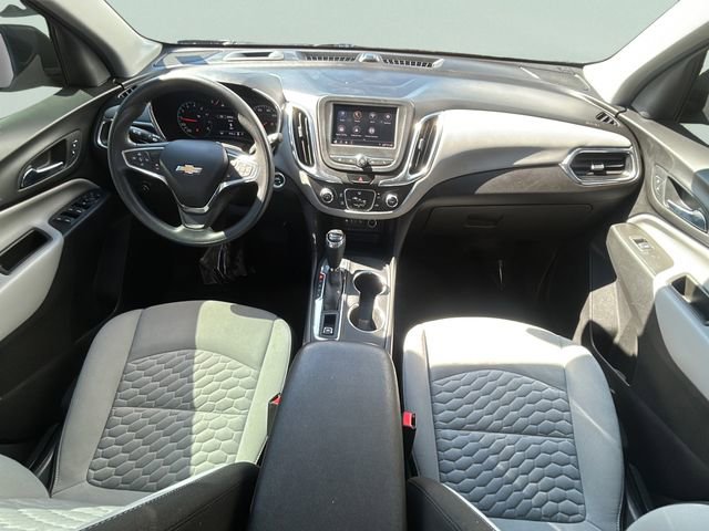 Used 2020 Chevrolet Equinox LS image 32