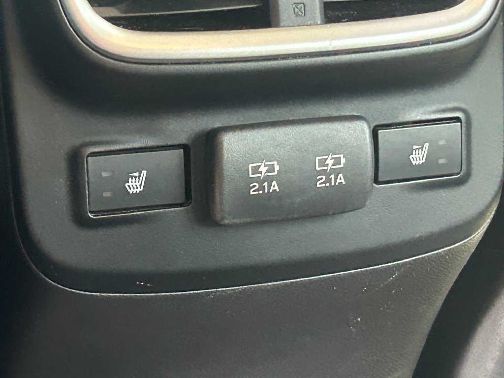 Used 2020 Subaru Outback Limited AWD/4WD image 32
