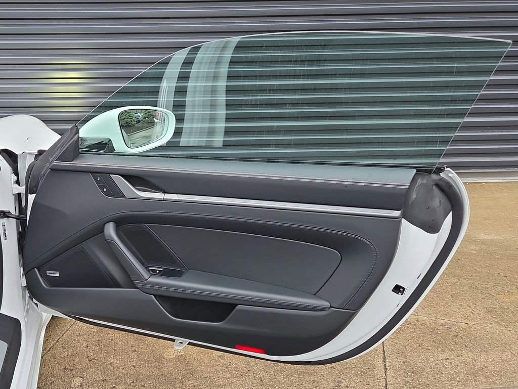 Certified 2024 Porsche 911 Targa 4 image 17