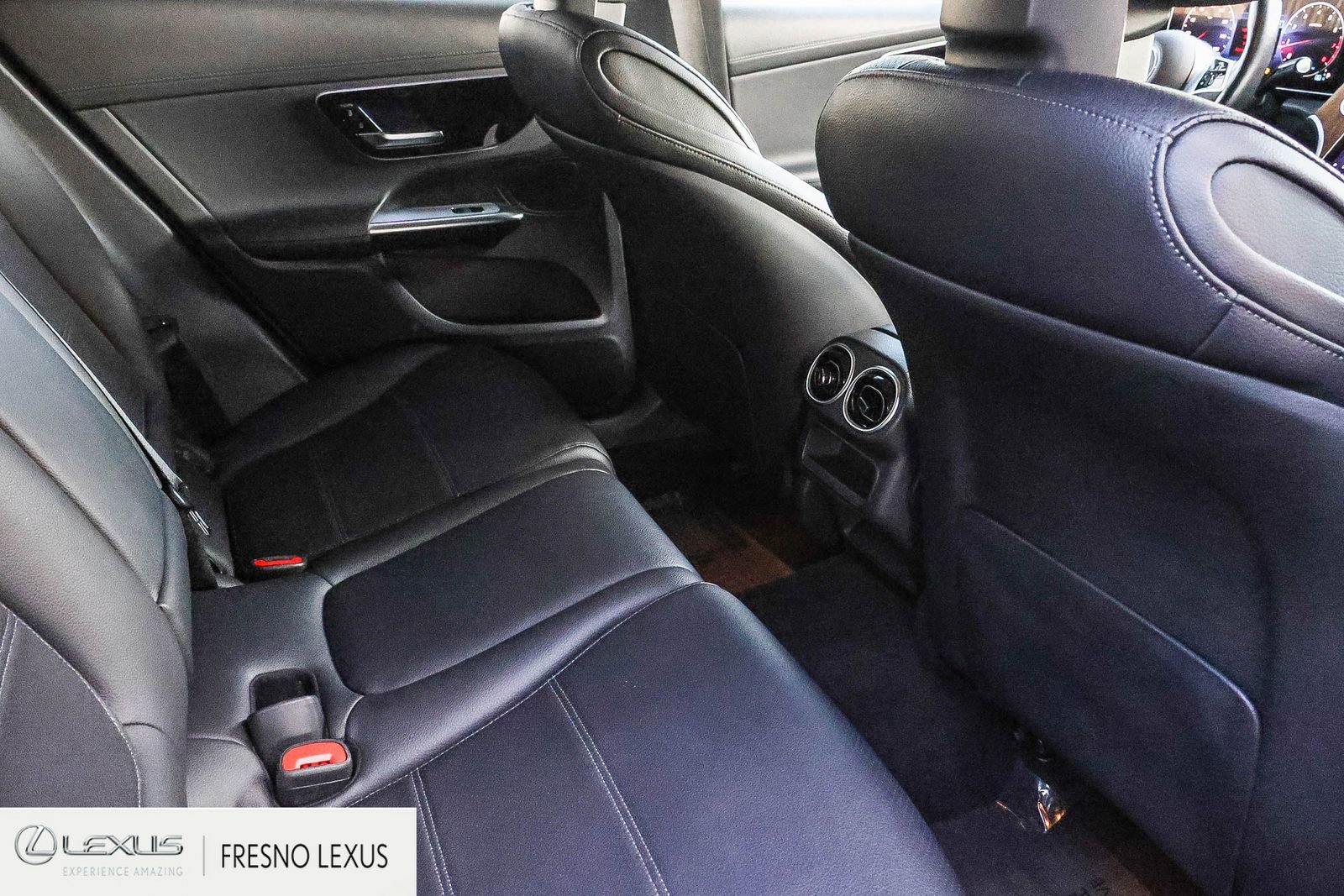 Used 2023 Mercedes-Benz GLC 300 image 13