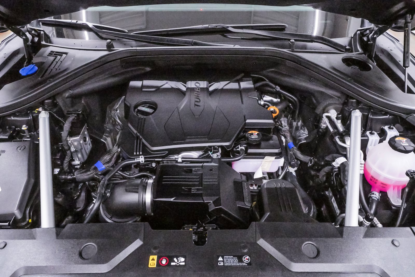 Certified 2025 Genesis GV70 2.5T image 21