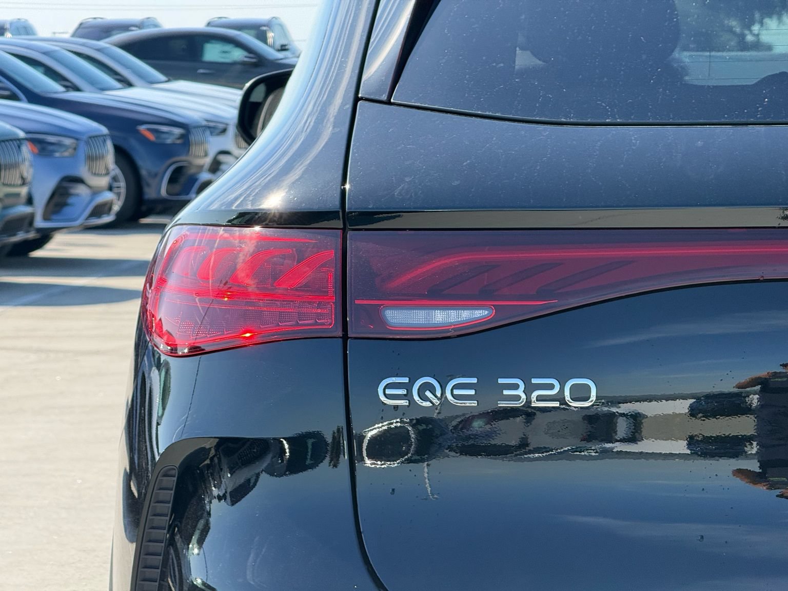 New 2026 Mercedes-Benz EQE 320 4MATIC SUV image 7