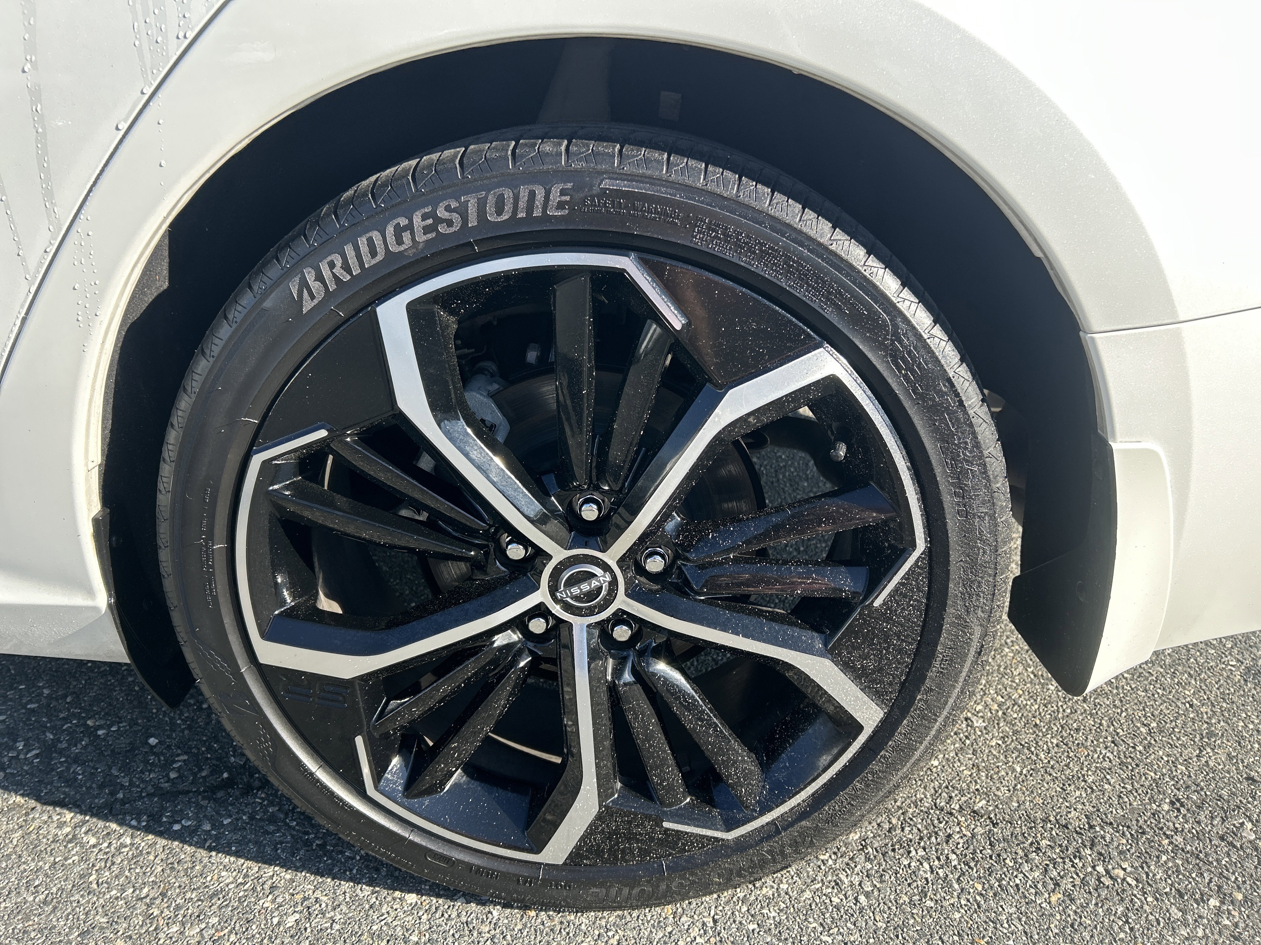 Used 2024 Nissan Altima 2.5 SR w/ SR Premium Package image 17