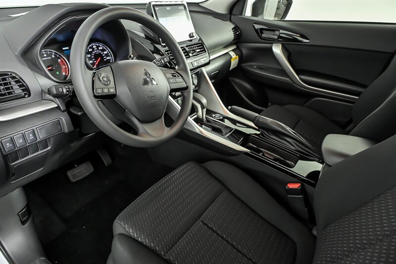 New 2026 Mitsubishi Eclipse Cross ES AWD/4WD image 13