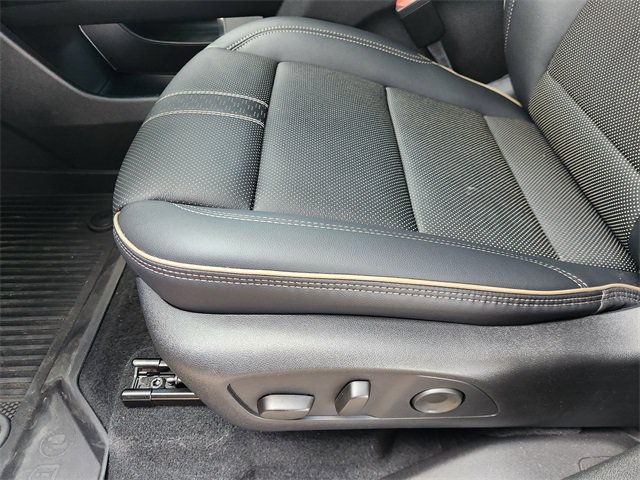Used 2026 Chevrolet Traverse High Country w/ LPO, Floor Liner Package AWD/4WD image 27
