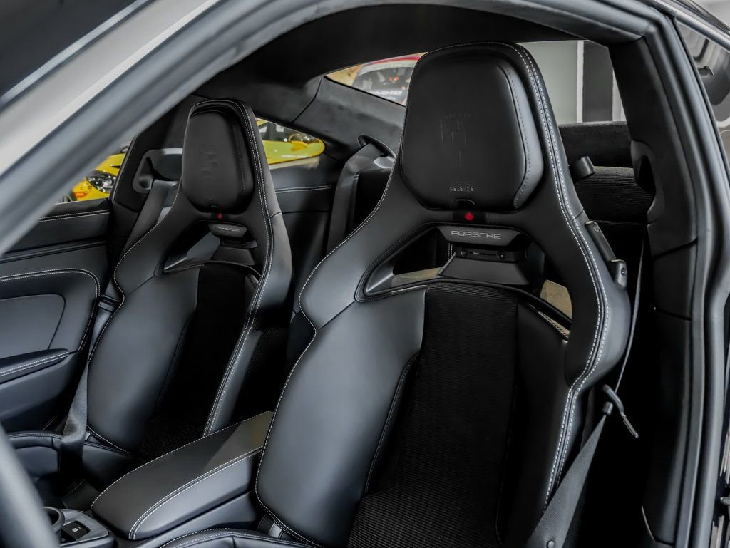 Used 2026 Porsche 911 GT3 image 18