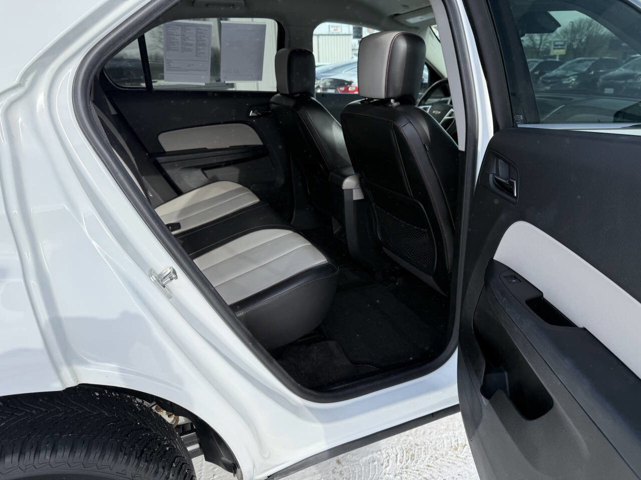 Used 2015 Chevrolet Equinox LTZ image 12