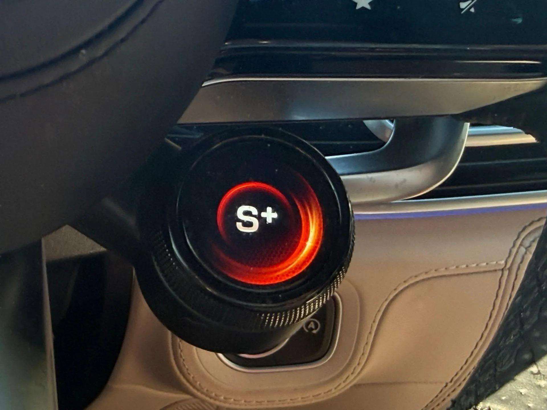 Used 2024 Mercedes-Benz GLE 53 AMG 4MATIC image 53