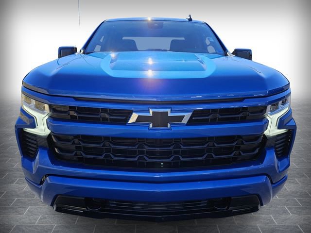 Used 2023 Chevrolet Silverado 1500 RST w/ Z71 Off-Road Package AWD/4WD image 2