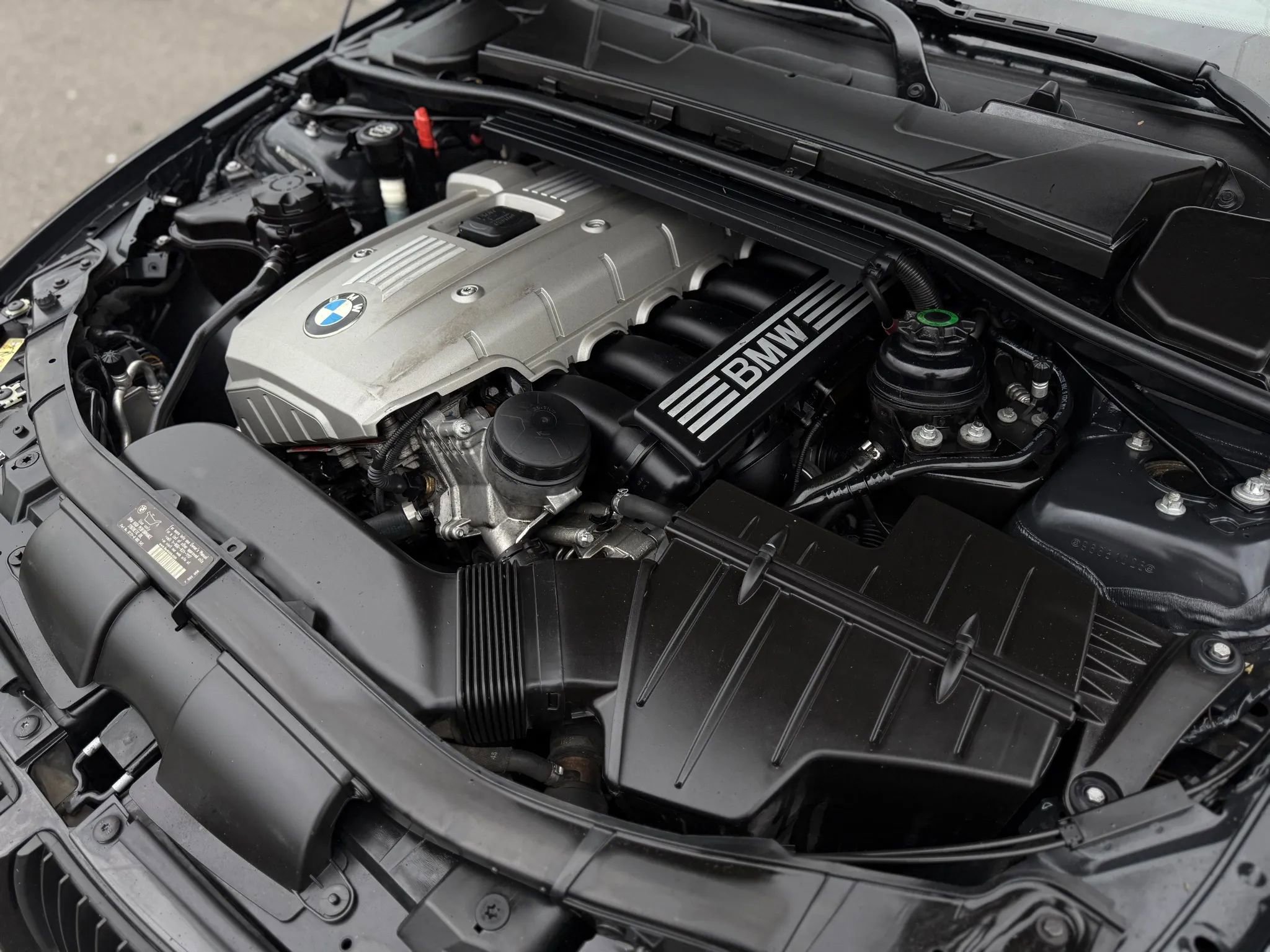 Used 2006 BMW 330xi Sedan image 51