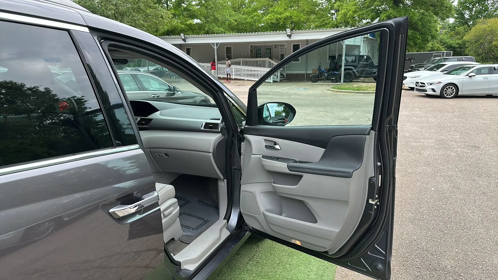 Used 2015 Honda Odyssey Touring image 26