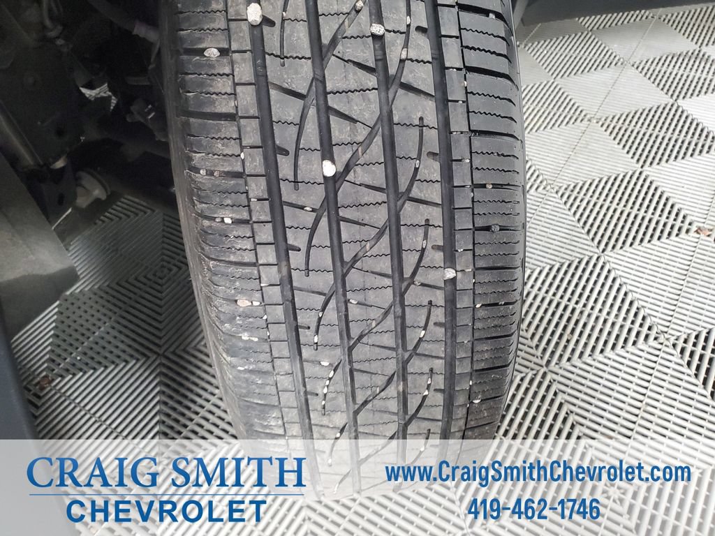 Used 2025 Chevrolet Equinox LT FWD image 32