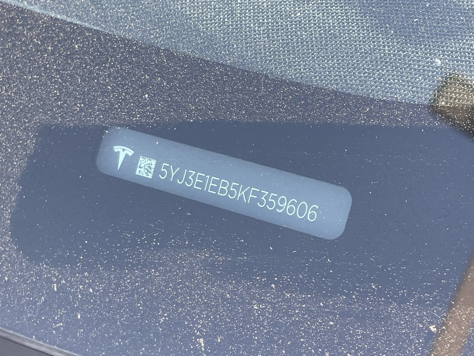 Used 2018 Tesla Model 3 Long Range RWD image 11